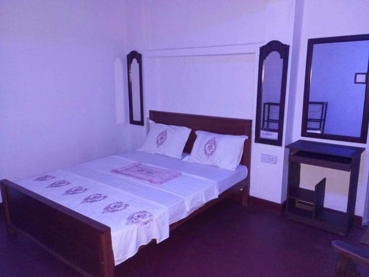 Relax Home Rambukkana Dış mekan fotoğraf