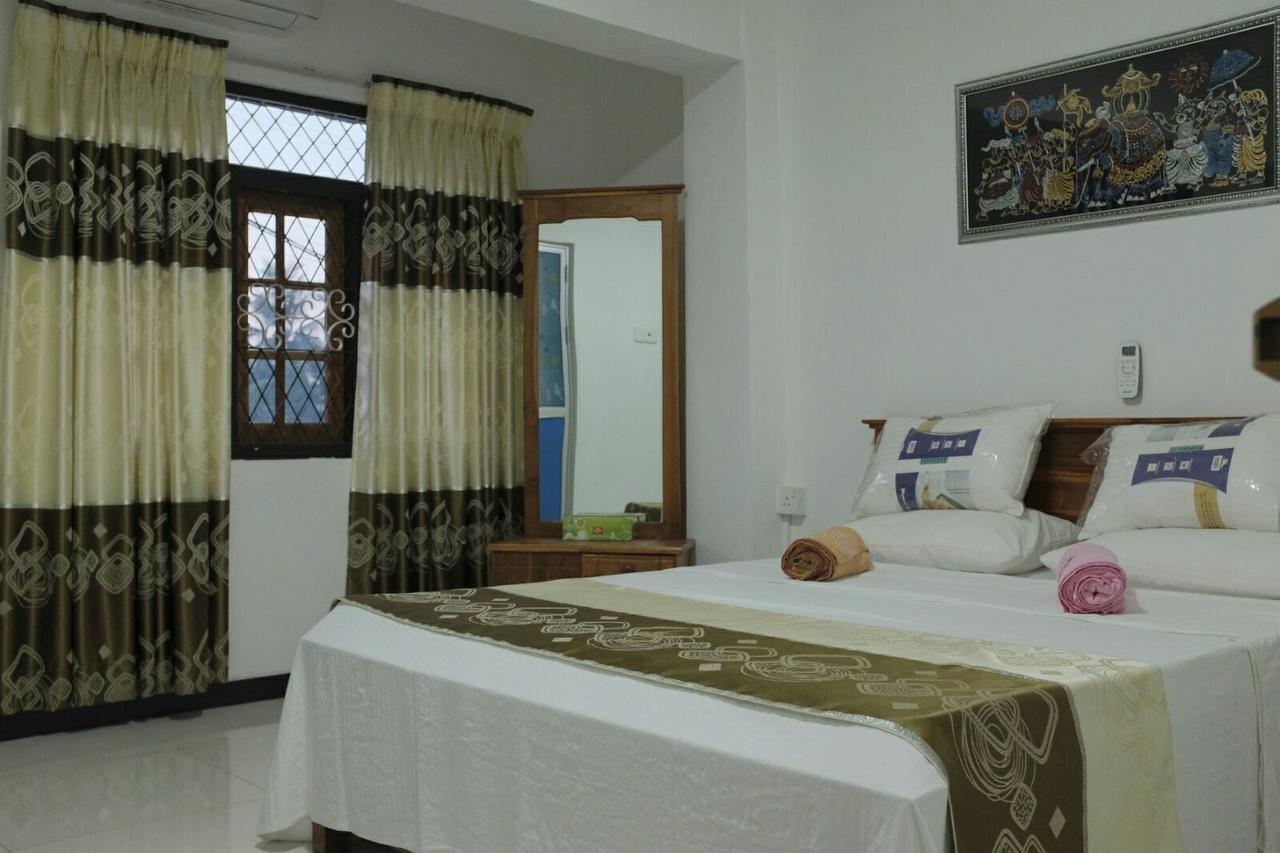 Relax Home Rambukkana Dış mekan fotoğraf